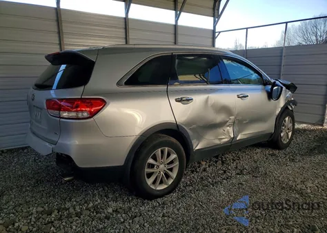 2016 Kia Sorento Lx z USA, uszkodzony, nr VIN 5XYPG4A30GG038617